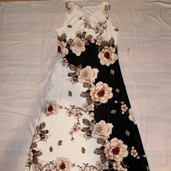 Floral Sleeveless Maxi Dress - Picture 1 of 6